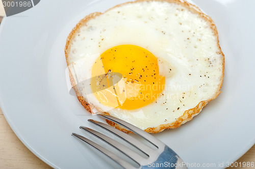 Image of egg sunny side up