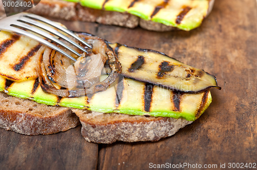 Image of grilled vegetables on bread