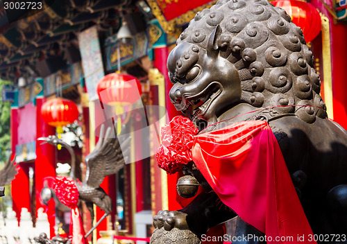 Image of Lion statue