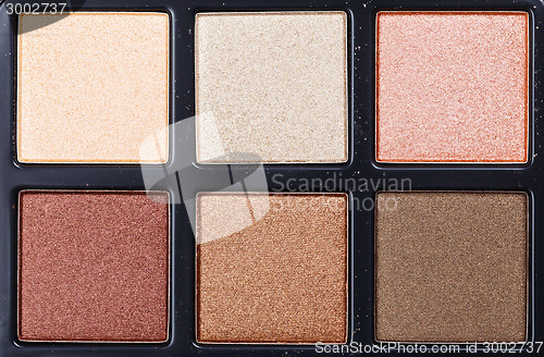 Image of Top view of eye shadow