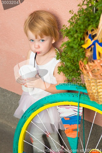 Image of Healthy kid, milk 