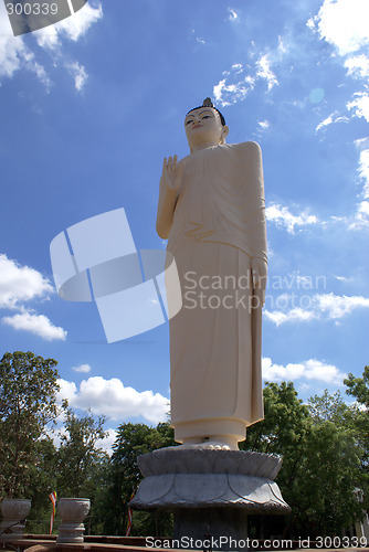Image of White Buddha in Sigiriya