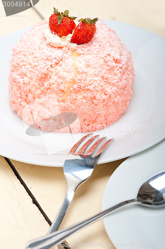 Image of fresh strawberry and whipped cream dessert