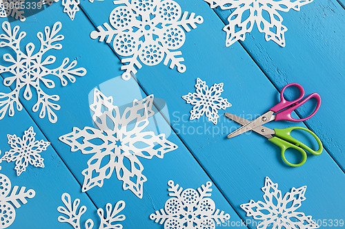 Image of Snowflake Paper Crafts