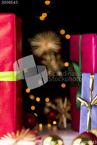 Image of Gifts, glitters, spheres and stars
