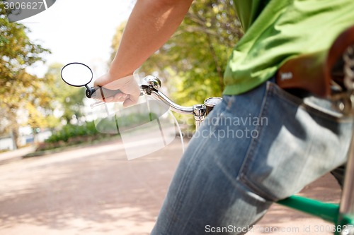 Image of bicyclist