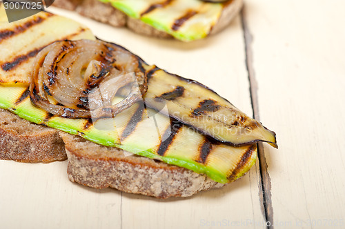 Image of grilled vegetables on bread