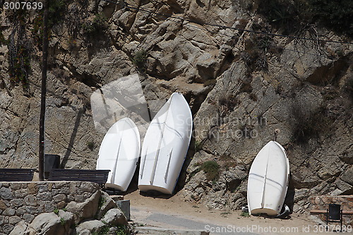 Image of Rowing boats on the shore