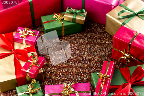 Image of Circular Arrangement of Wrapped Gifts