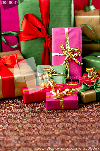 Image of Plenty of Presents Crammed into one Shot