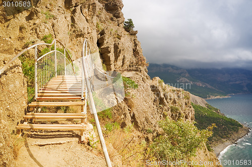 Image of mountain trail 