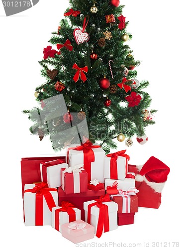 Image of christmas tree and presents