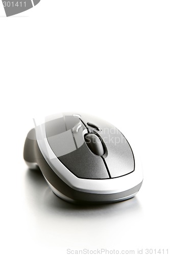 Image of computer mouse highkey