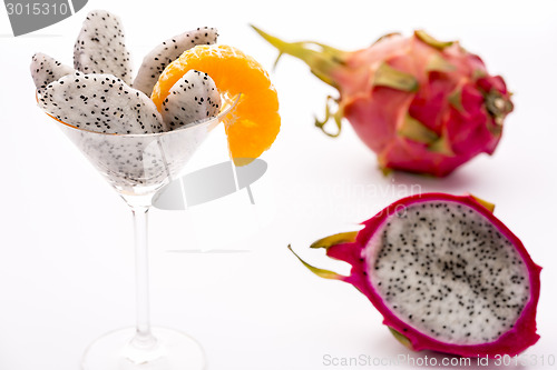 Image of Fruit flesh of the Pitahaya blanca in a glass
