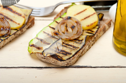Image of grilled vegetables on bread