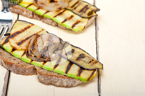 Image of grilled vegetables on bread