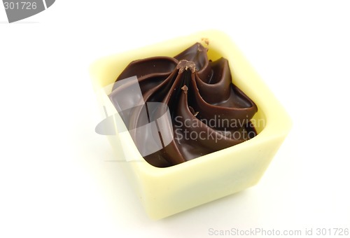 Image of Single Chocolate - close up 2