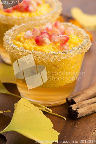 Image of pumpkin pudding with tapioca pearls