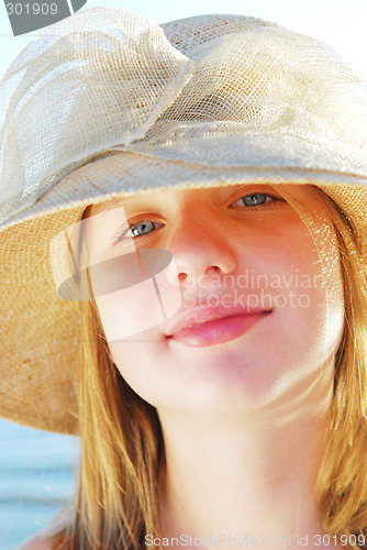 Image of Teenage girl