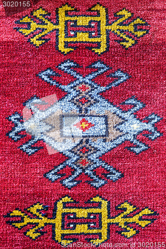 Image of carpet, old, handmade