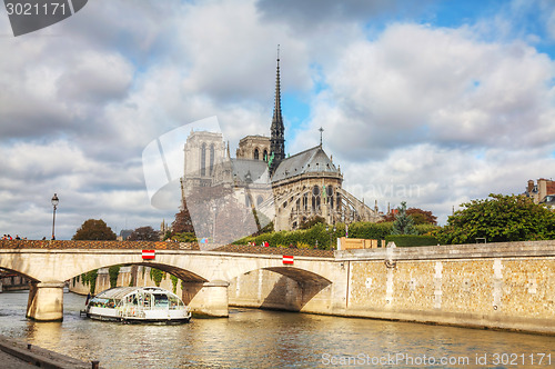 Image of Notre Dame de Paris cathedral