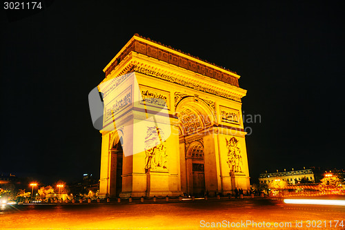 Image of Arc de Triomphe de l'Etoile in Paris