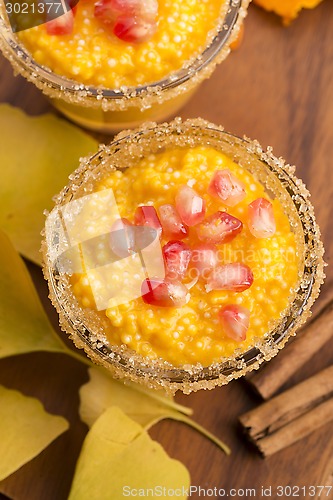 Image of pumpkin pudding with tapioca pearls