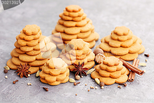 Image of gingerbread tree