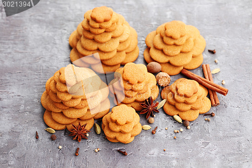Image of gingerbread tree
