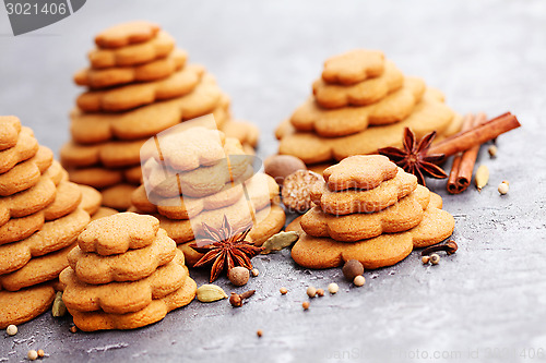 Image of gingerbread tree