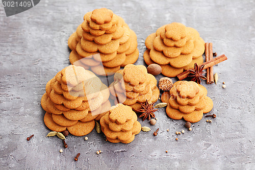 Image of gingerbread tree