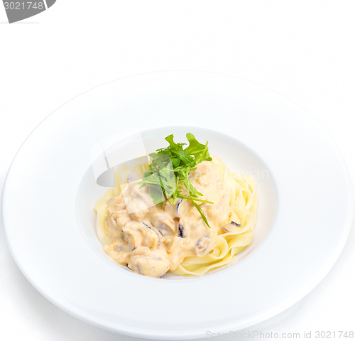 Image of Pasta with shrimps, herbs and mashrooms
