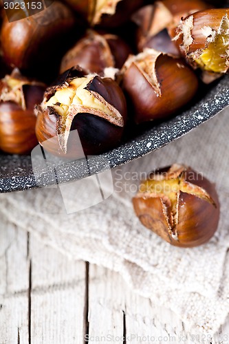 Image of roasted chestnuts