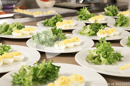 Image of eggs and salad on plate