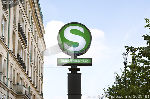 Image of S-Bahn Schild Brandenburger Tor Berlin