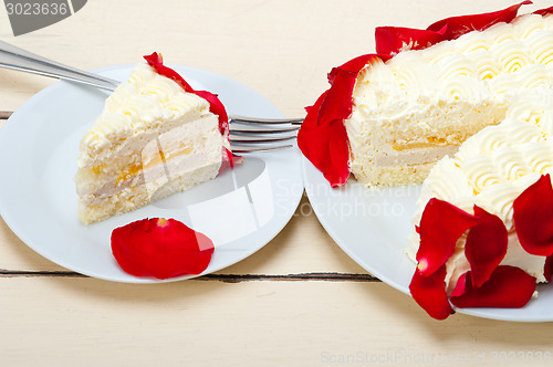 Image of whipped cream mango cake