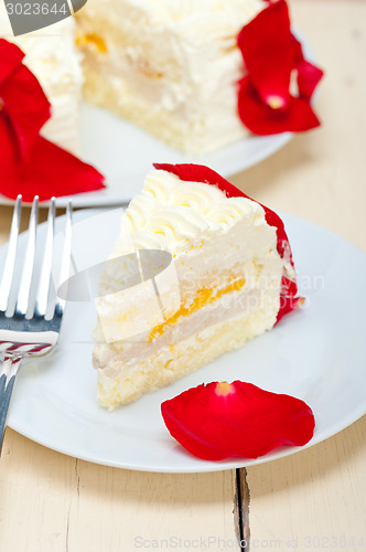 Image of whipped cream mango cake