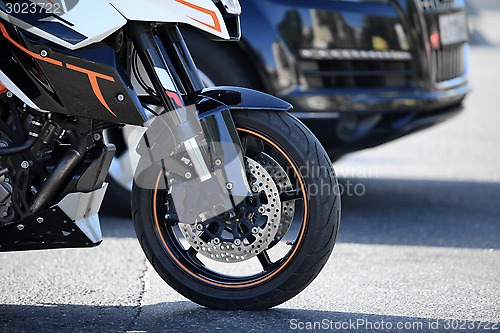 Image of motorcycle in motion 