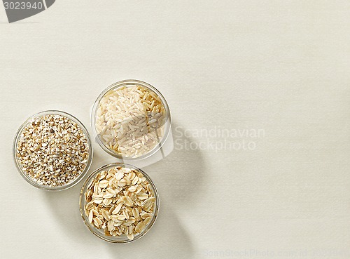 Image of various kinds of cereal grains