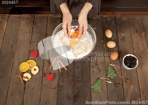 Image of biscuits bake itself