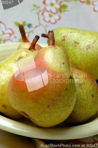 Image of pears close up