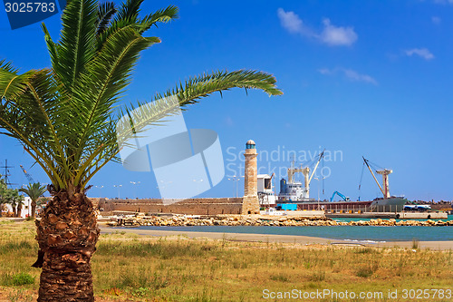 Image of Landscape: views of the port and the lighthouse in the town of R