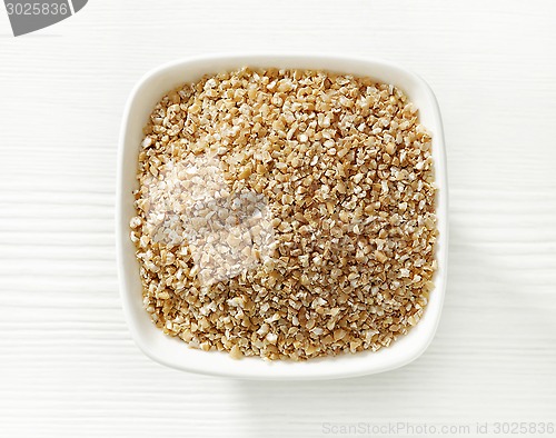 Image of bowl of wheat grains