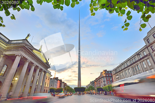 Image of Ireland center symbol - spire