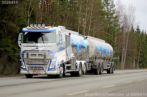 Image of Volvo FH Tank Truck Transports Valio Milk