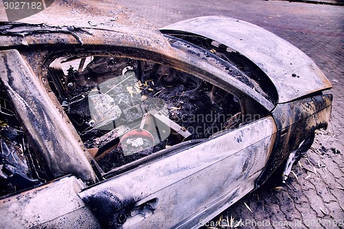Image of Completely burnt car