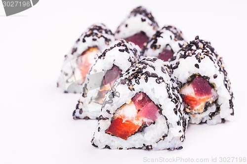 Image of triangle tuna roll