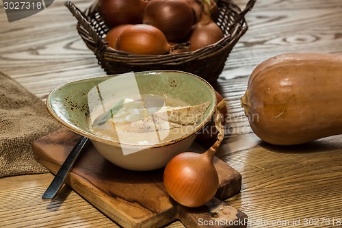 Image of french onion gratin soup