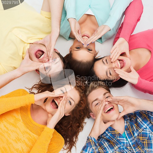 Image of group of smiling teenagers