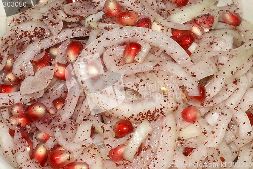 Image of Onions and pomegranate salad